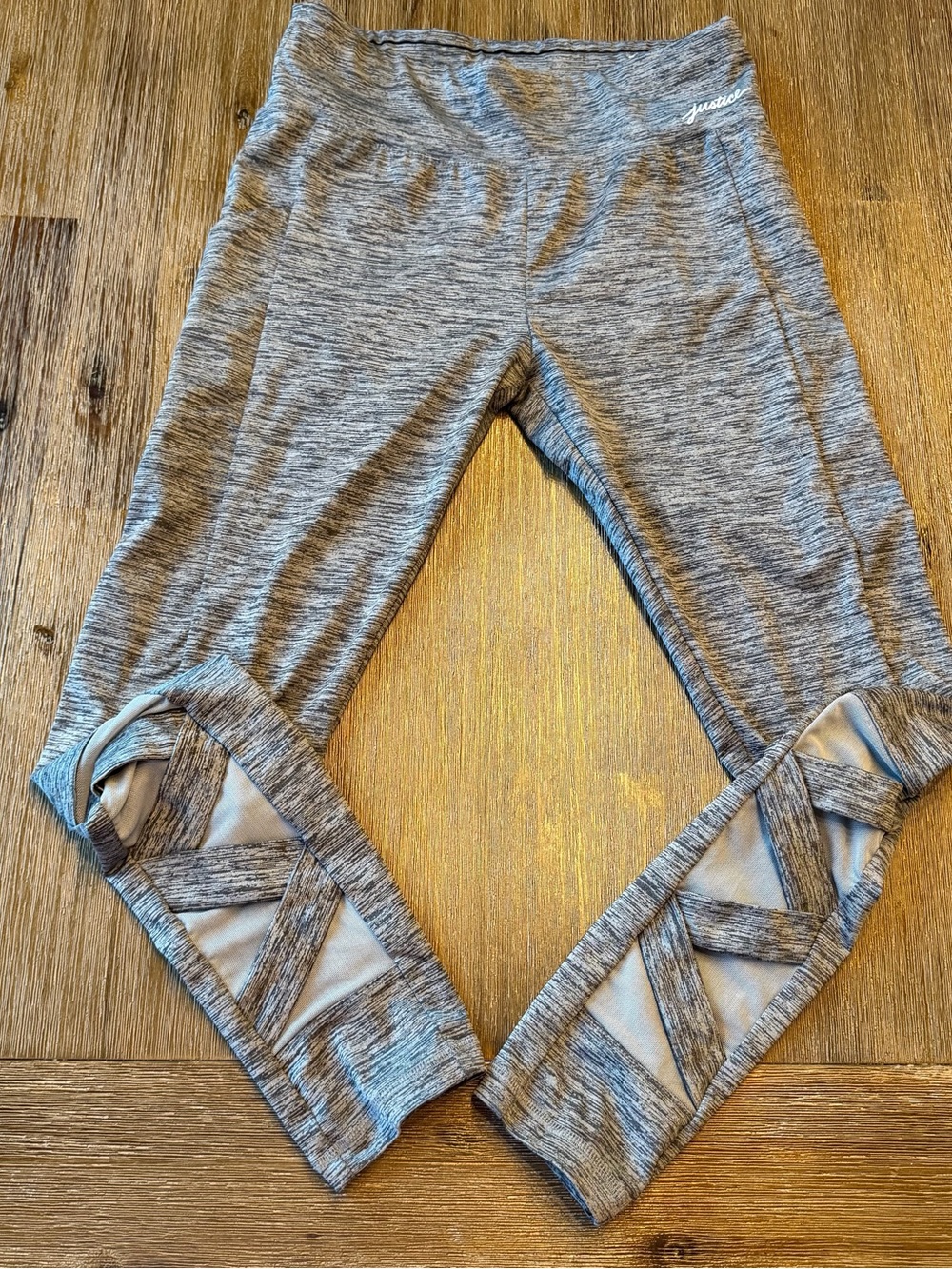 3/20$ Justice Active Girls Grey Leggings with Mesh Detail size 14/16